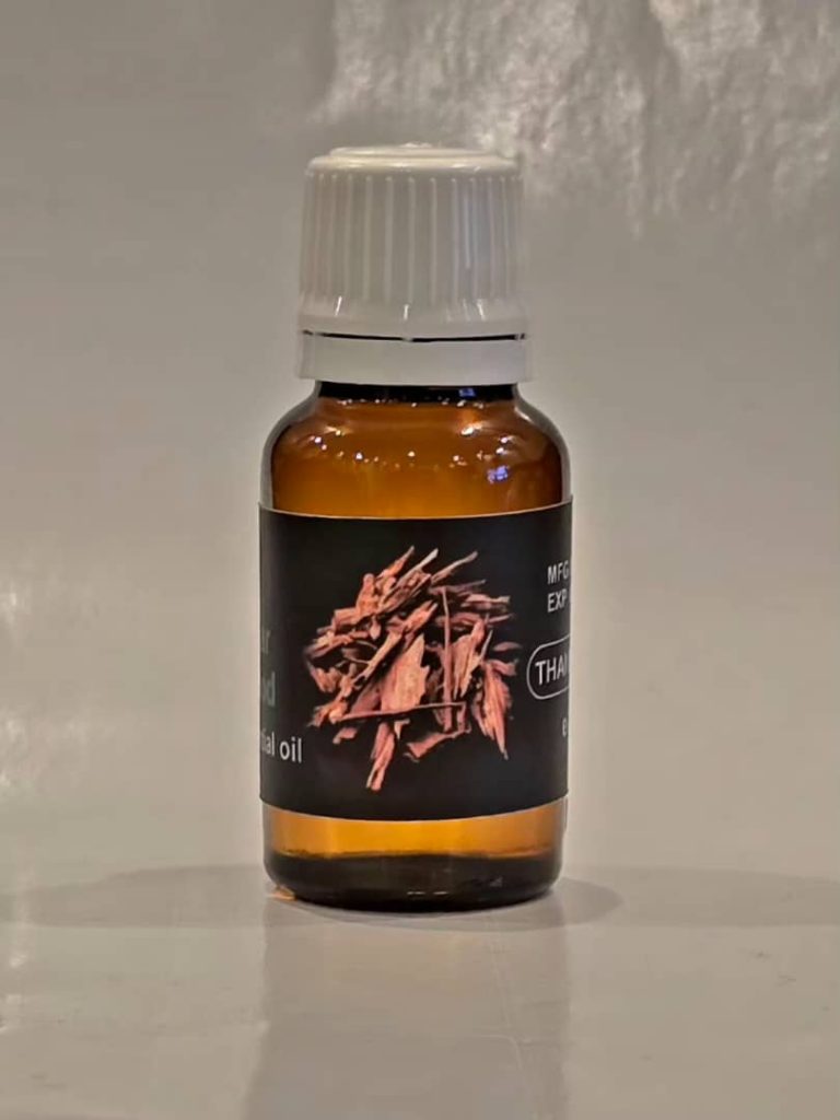 خرید اسانس آگاروود